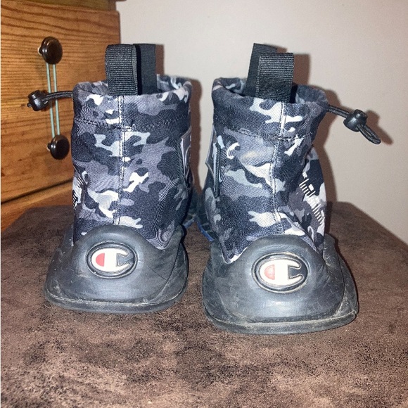 CHAMPION SNEAKERS - Picture 4 of 6